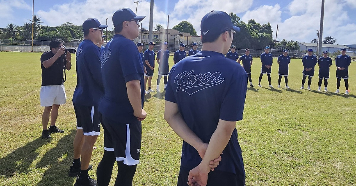 ‘방목형’ 류지현, ‘카리스마형’ 류현진…WBC 대표팀은 잘 돌아갑니다