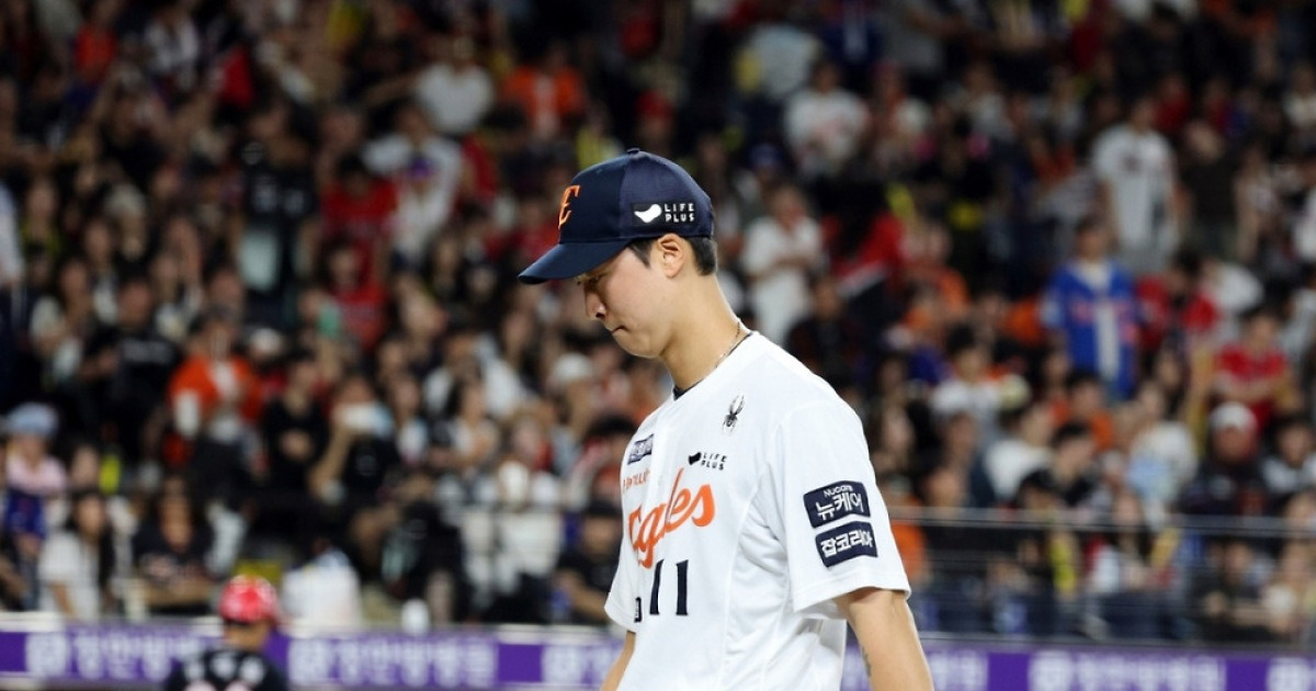 "없다고 생각하고..." 달 감독의 시즌아웃 선언, 한화 엄상백의 사라진 2년... 2027년 '10승 투수'로 