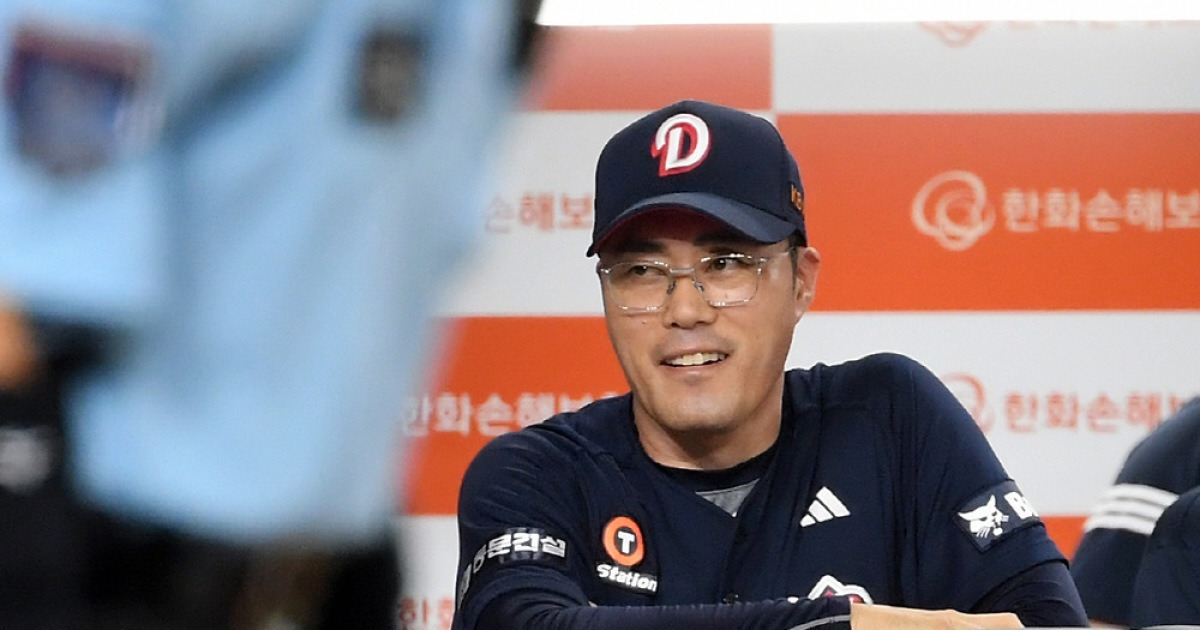 두산 진짜 대형사고 치나! 7연승 대혼돈 만들었다 → 조성환 감독대행 "히어로는 단연 박계범"
