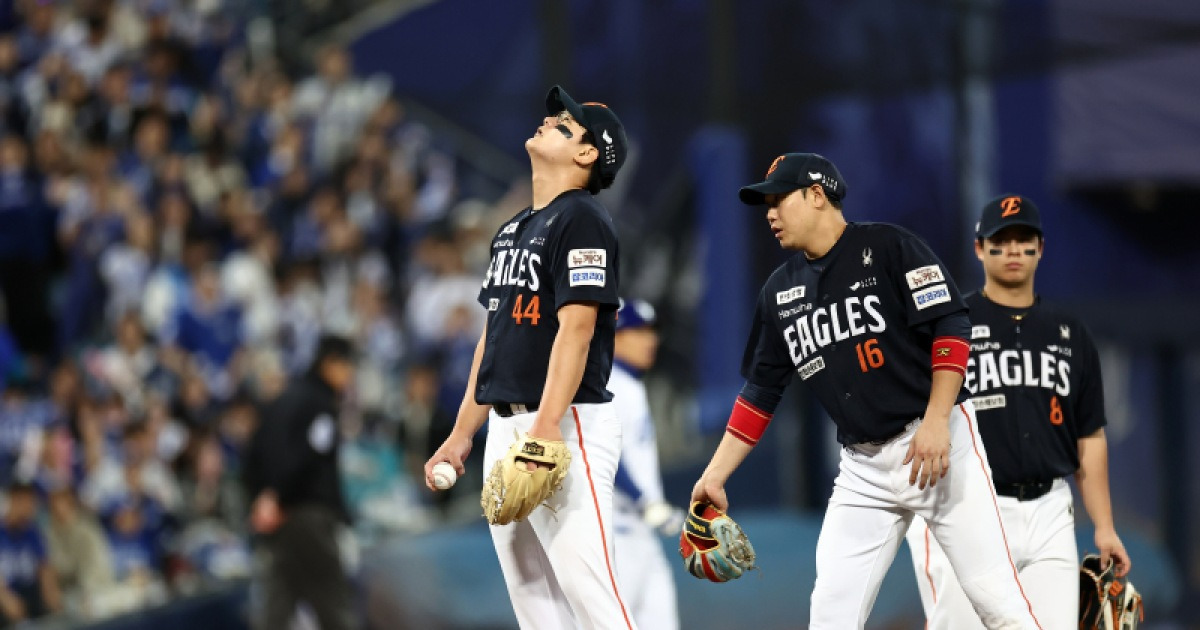 3구 연속 직구 승부→역전 스리런포...'자신감 회복 차원 등판' 김서현, 역전패 빌미 제공 [PO4 냉
