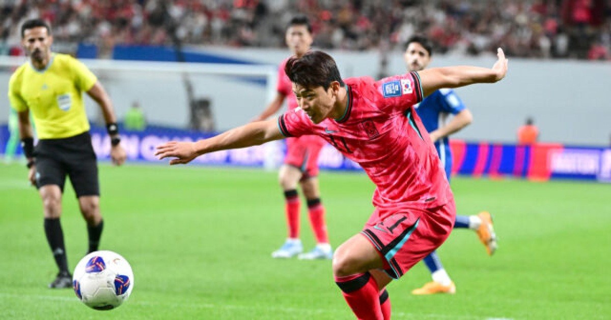 '박용우 부상 제외' 축구대표팀 , 브라질-파라과이전 소집 명단 확정…황희찬 복귀-오세훈 제외