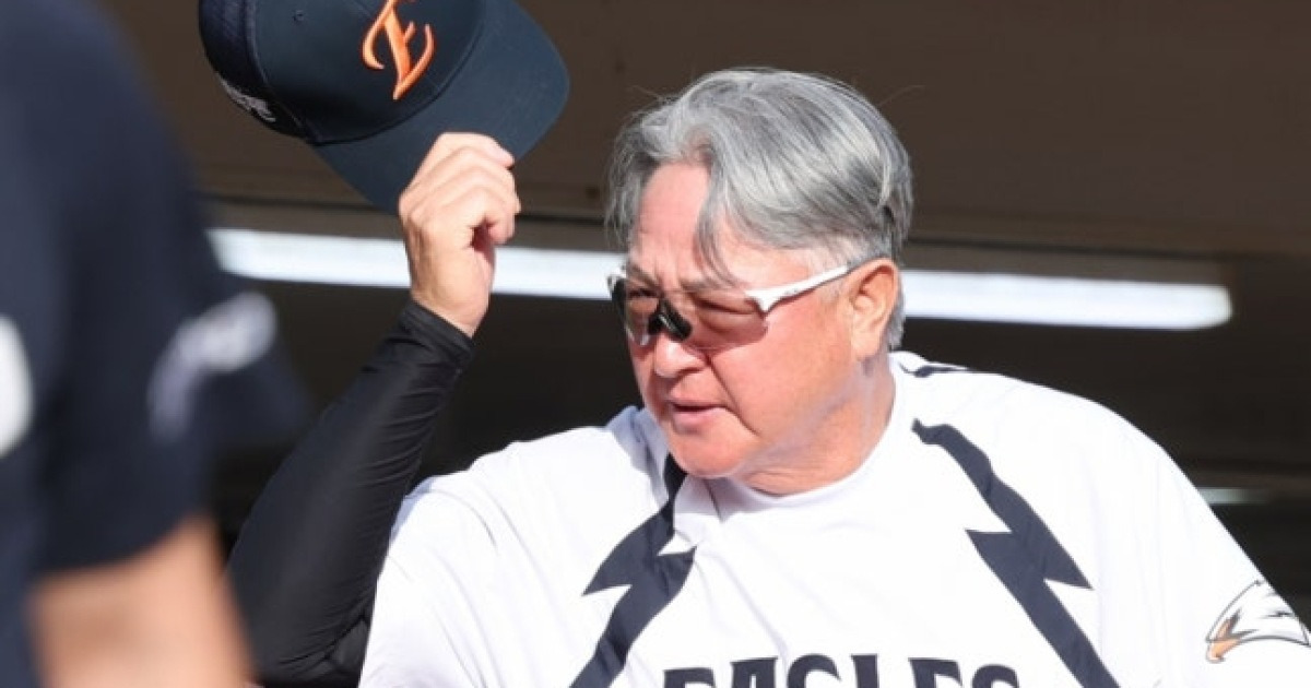 "팬들에 보답하기 위해→끝까지 성의있는 경기할 것" 김경문이 '류문폰' LG에 붙이는 이유