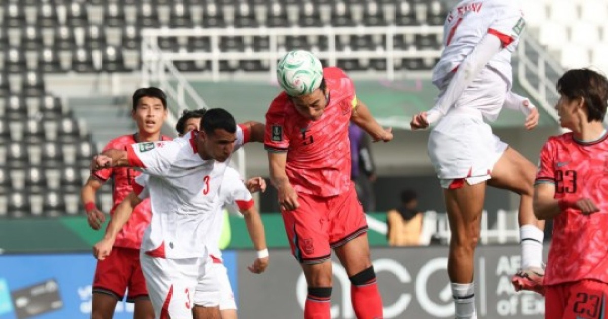 '6년 만의 정상 도전' 이민성호, U-23 아시안컵서 레바논 4-2 역전승...8강 청신호