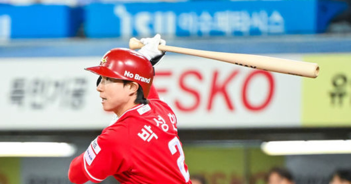 SSG 박성한, 44년 만의 대기록 달성에 이어 결승타까지...SSG, 삼성과 연장 혈투 끝에 1점 차 승리 [