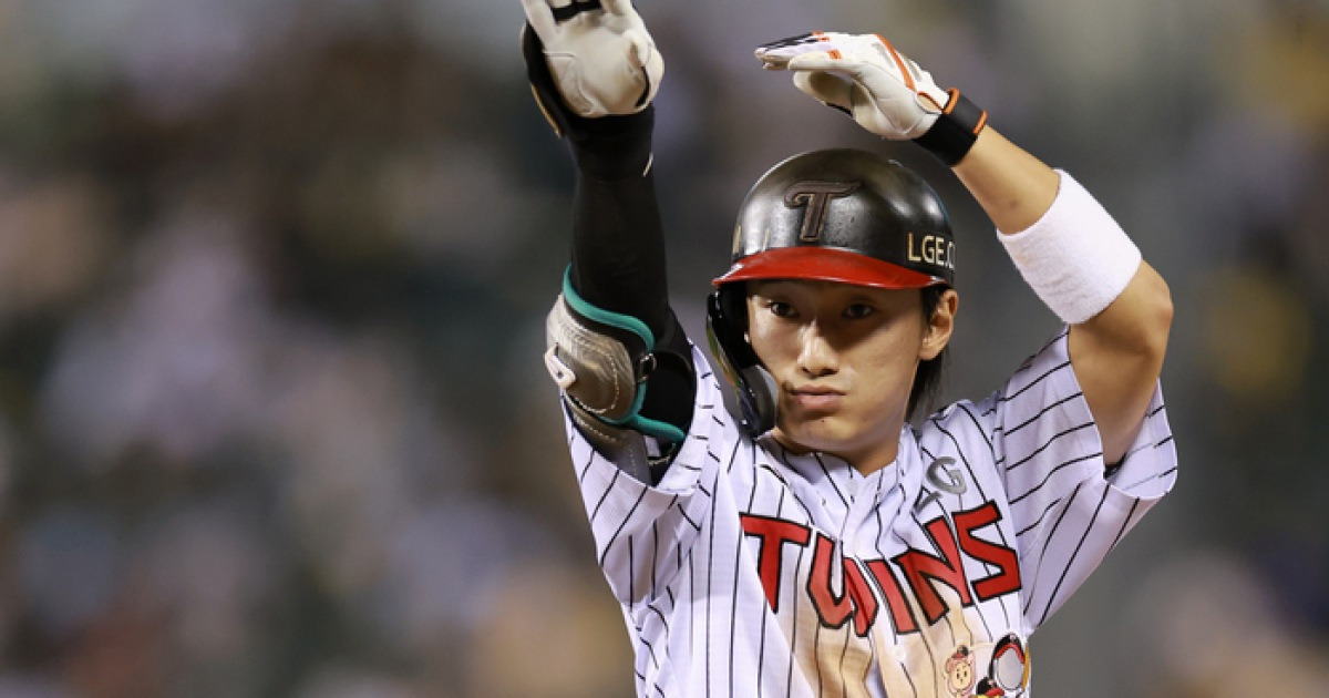 홍창기 ‘빈자리’ 안 느껴질 정도→‘LG 新 출루 머신’ 신민재 “창기 형도 대단하지만, 나는 