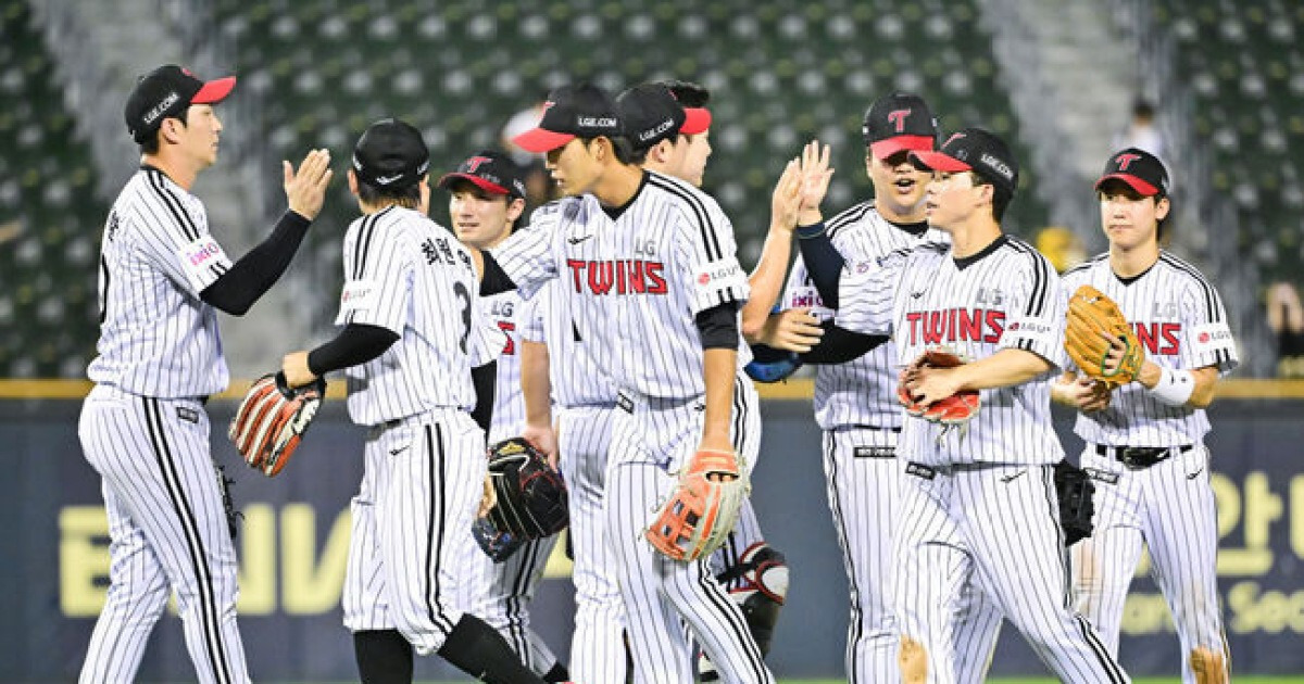 개막 13승2패 vs 후반기 13승2패, 어느 LG가 더 무서운가요…염갈량 “지금 케미가 더 좋다”