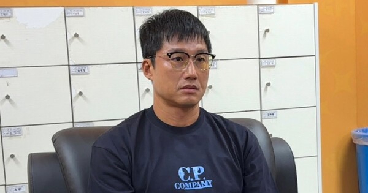 '공부하는 지도자' 이정효, "외계인 같은 PSG 보며 분석"..."당장 퀄리티 면에서 다를 수 있지만, 구