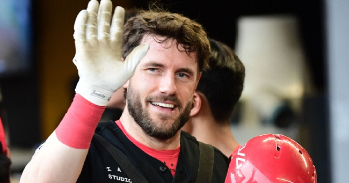 화끈한 KIA, 왜 35홈런 거포 보류권 풀었나…"선수 앞길 막을 수 있으니까"