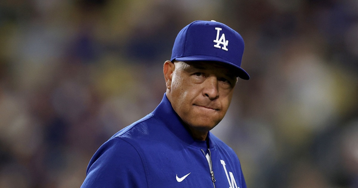 '로버츠 감독 VS 3546억원 타자' 제대로 의견 충돌했다…"나는 그렇게 느끼지 않는데?"