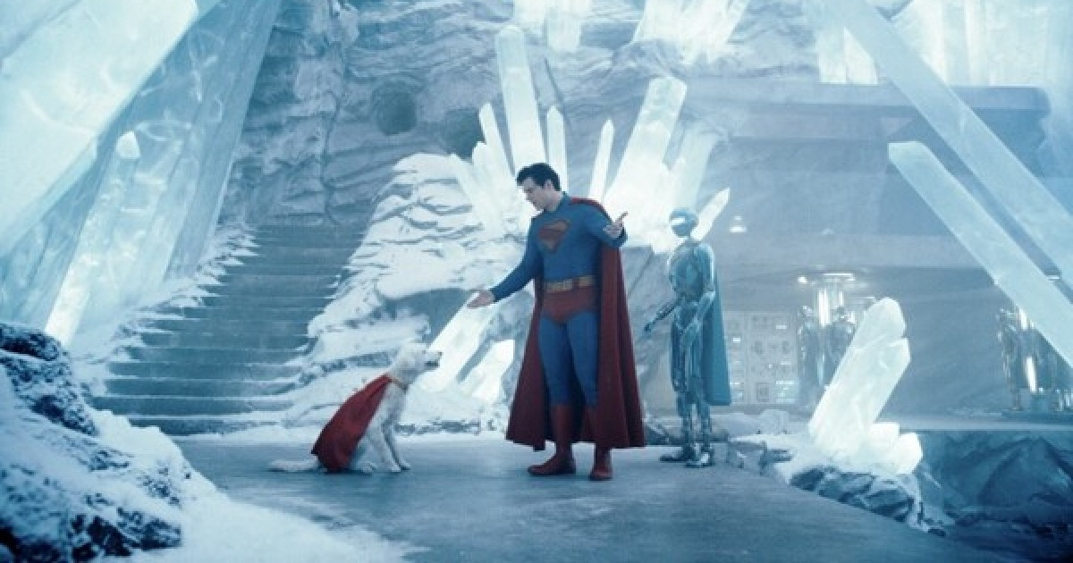 '슈퍼맨', 공룡들의 역습에 당했다! 3일만에 2위로 내려앉아 [박스오피스]