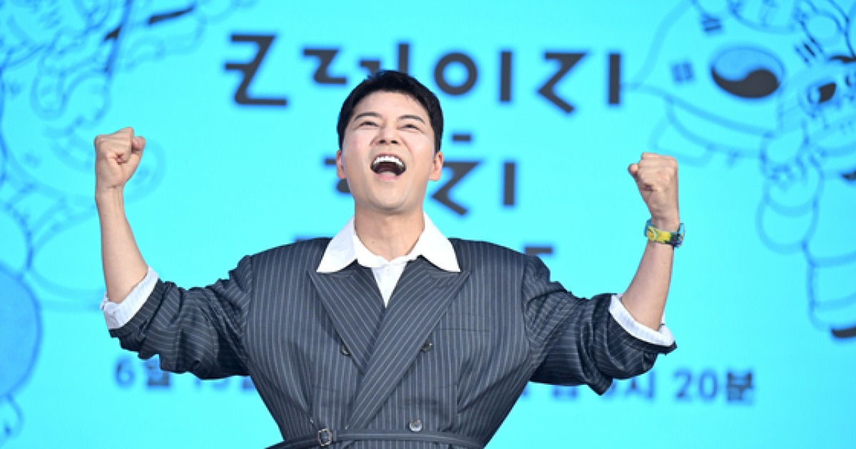 젼현무 측, '나혼산' 속 링거 장면에 “의료진 처방, 불법 시술 아냐”