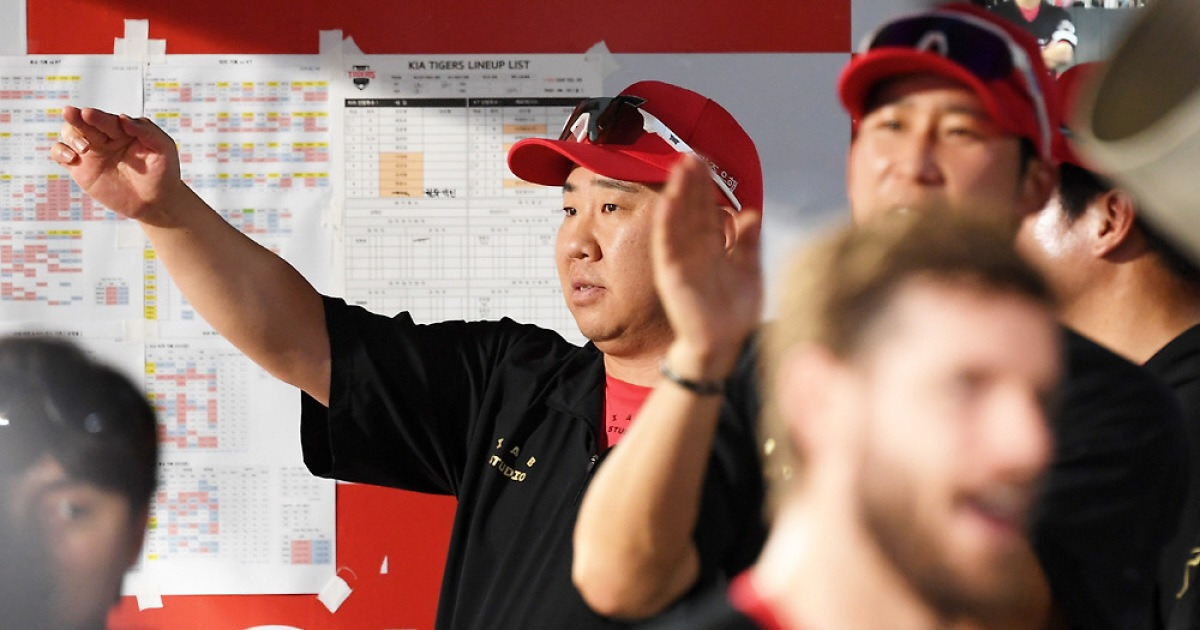 '1.5G차 다 왔다' KIA, 5강 이제는 외칠 수 있다…"감독님, 코치님, 선수들 많이 스트레스 받았는데"