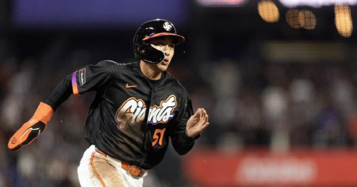 이정후, 김혜성과 맞대결서 이틀 연속 안타... 김혜성은 침묵