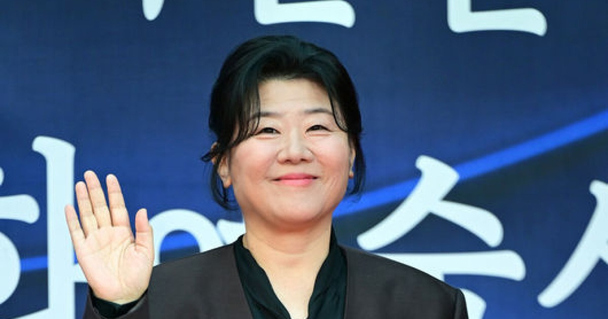 이정은, 데뷔 34년만에 첫 액션 도전..넷플릭스 '할매' 주연 [단독]