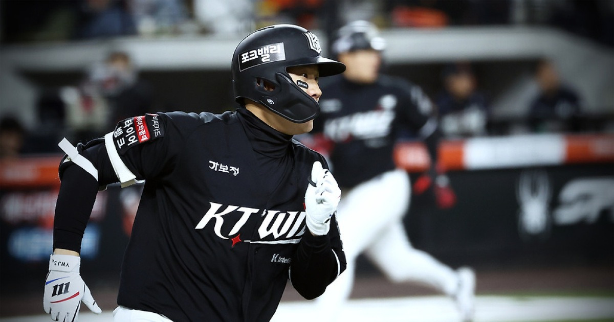 경기당 10점 ‘KT 활화산 타격’ 개막 4연승 동력, 최원준-김현수-힐리어드 ‘새 얼굴 효과’ 톡톡