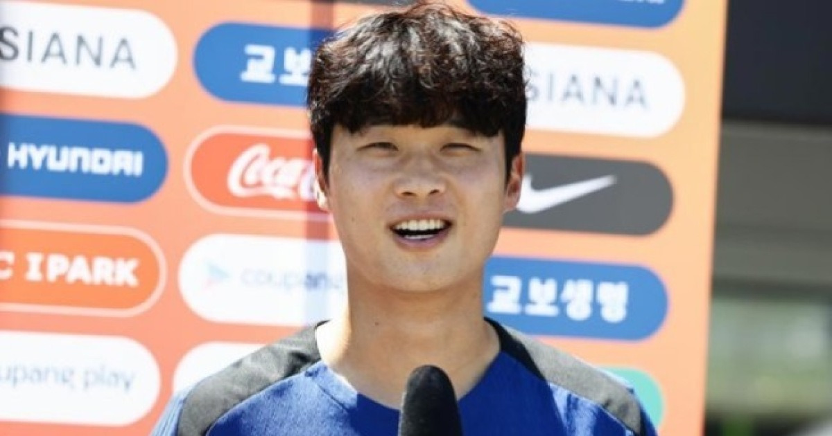 [IN POINT] 쓰리백 실험+김민재 파트너는? '왼발잡이+빌드업 능력 탑재' 김태현, '홍心' 사로잡을 수 