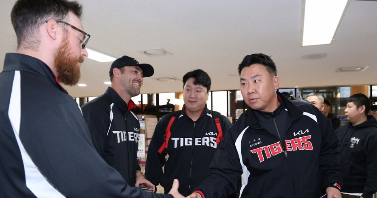 '3명 싹쓸이 그후' KIA 사령탑 자신감 폭발 "KIA 팬분들 걱정말고 기다려달라, 생각했던 것보다 좋