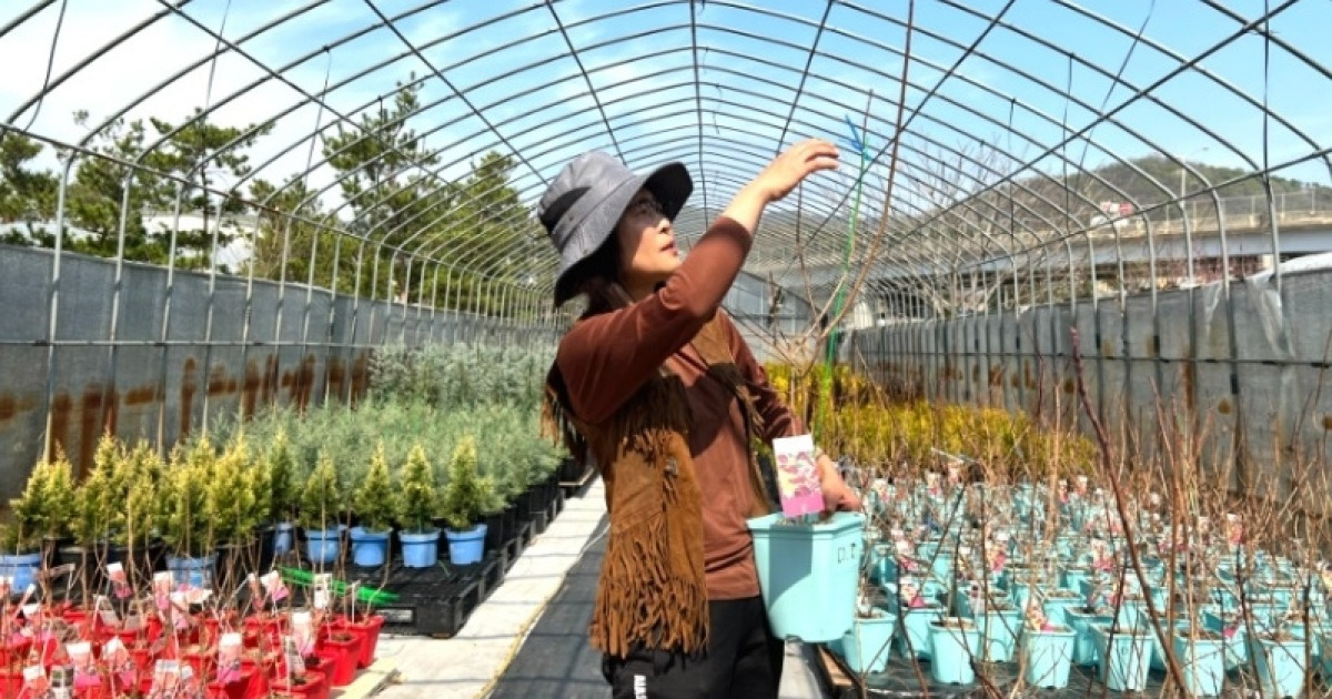 TV에서 안보이더니…1000평 농장주됐다는 서울대 출신 배우