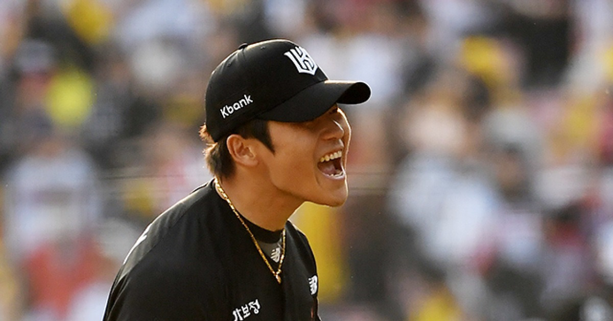 “안 맞을 자신 있었다”…이틀 연속 투혼의 세이브로 KT 개막 2연승 이끈 박영현의 당찬 한 마디