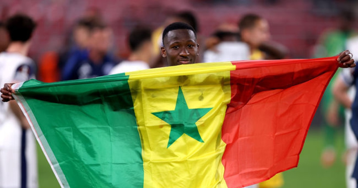 토트넘의 '웃픈' 상황.. 사르, 세네갈 대표팀서 '벤치' 신세지만 프랭크 감독은 '안도'