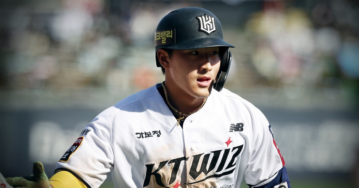 ‘장외홈런+멀티히트+보살’ WBC 후 복귀 첫날부터 종합선물세트 보여준 KT 안현민