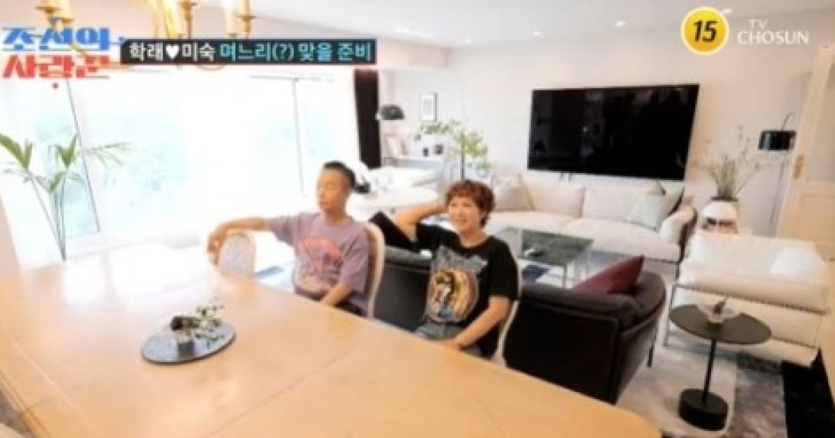 '연매출 300억' 김학래♥임미숙, 명품백 꽉 채운 새 아파트 최초 공개 [순간포착]