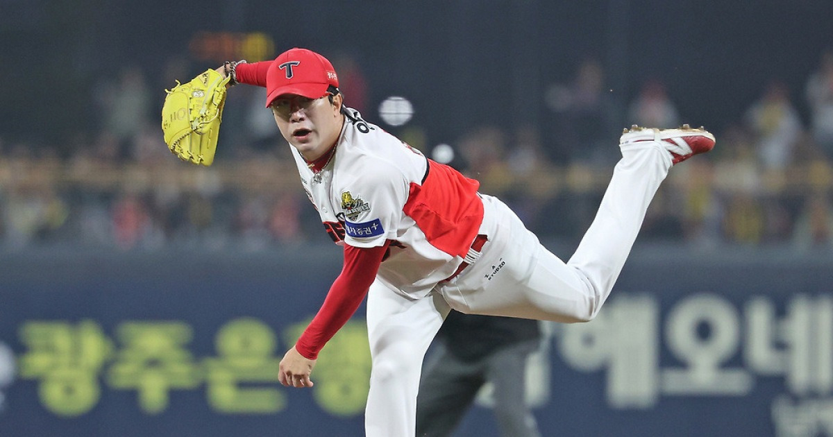 KIA 양현종, 부진 씻고 '대투수' 위용…삼성전 5⅔이닝 3K 1실점 호투