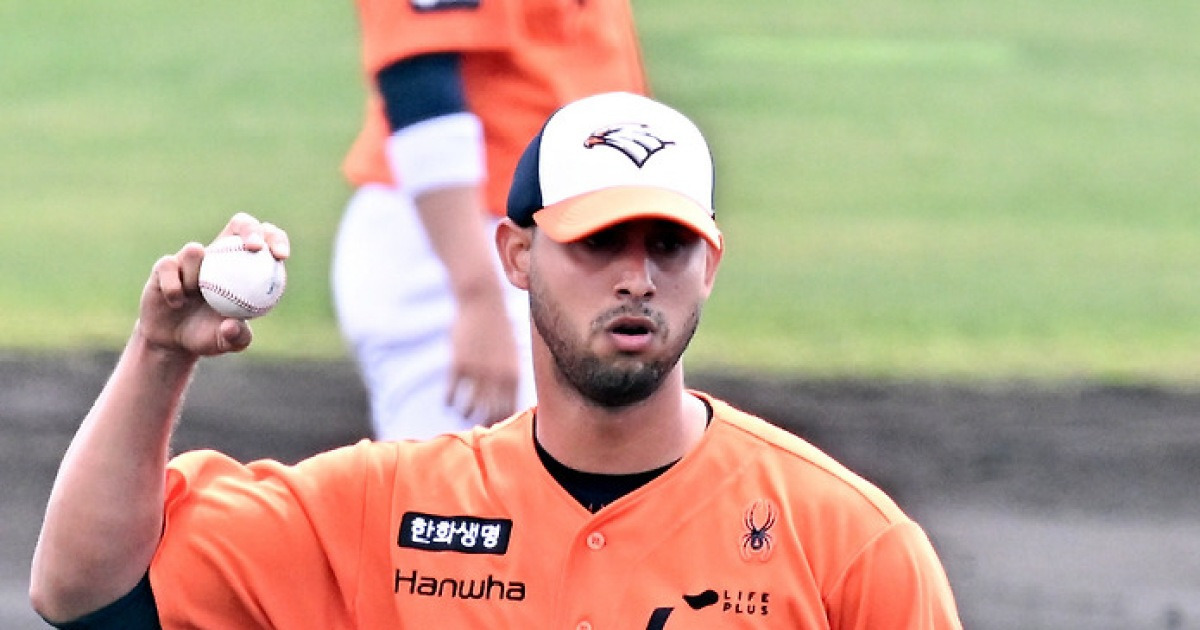 에르난데스 3이닝 무실점→문동주 155km…한화, 시범경기 앞두고 최종 점검 완료
