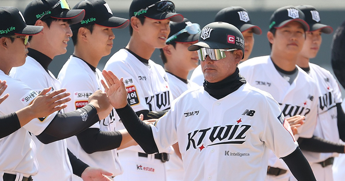 KT 버리고 떠날 땐 언제고…"후회했다" 이종범 현장 복귀 희망, 과연 그게 가능할까?