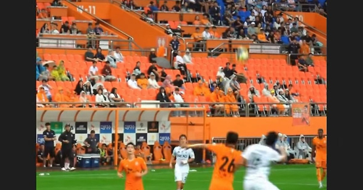 전북 포옛 감독, 소셜미디어에 K리그 심판 관련 공개 불만 표출