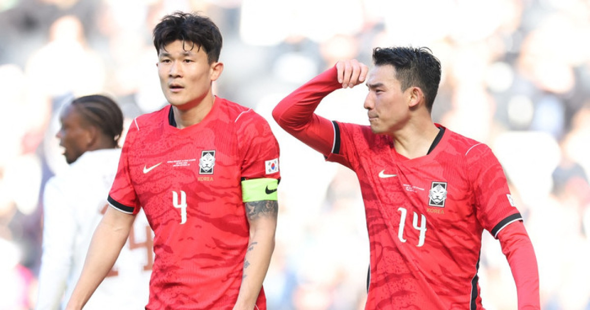 [A매치 리뷰] '대참사' 홍명보호, 수비진 '4실점 붕괴'…오현규-설영우-이강인 골대 불운 속 코트