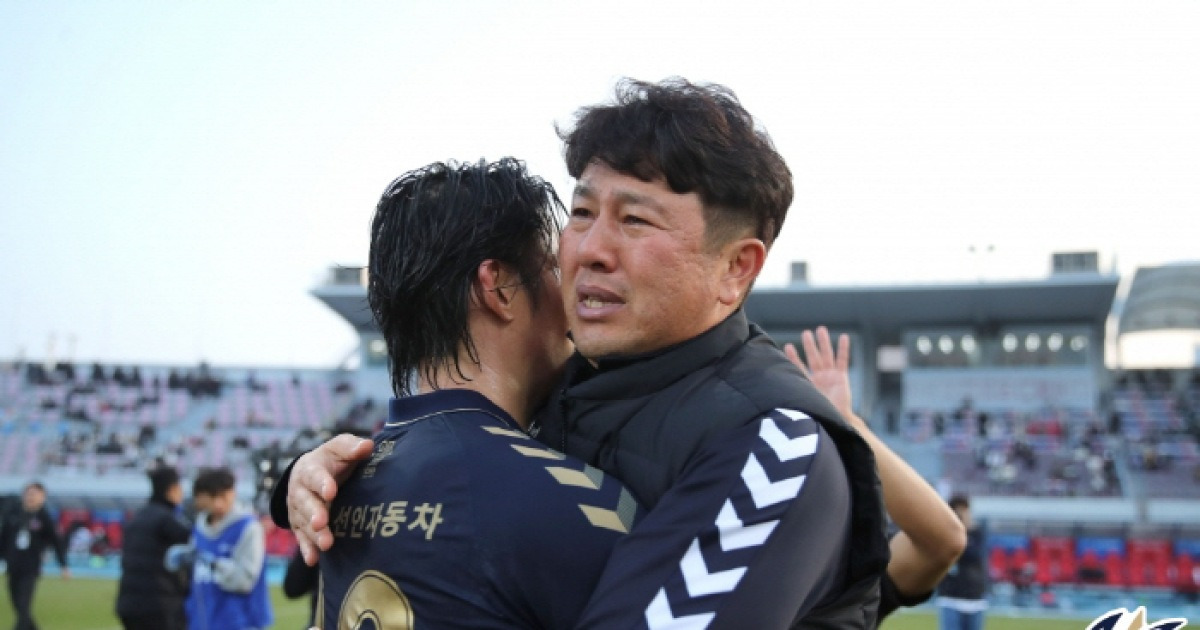 [K리그2 프리뷰]처음으로 '친정' 수원FC를 적으로 만나는 김도균 감독...수원 연승+부산 무패 계속