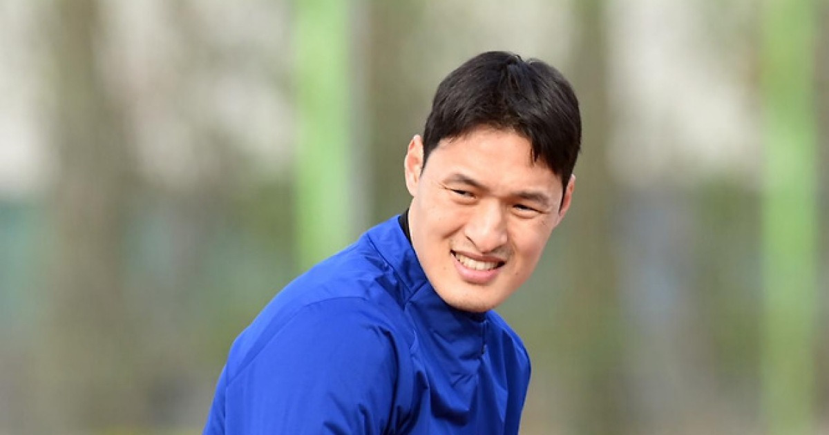 '부상 낙마' 박용우가 월드컵 주전? 해외 매체 황당 예측…"주전 골키퍼는 김승규, 김민재 파트너