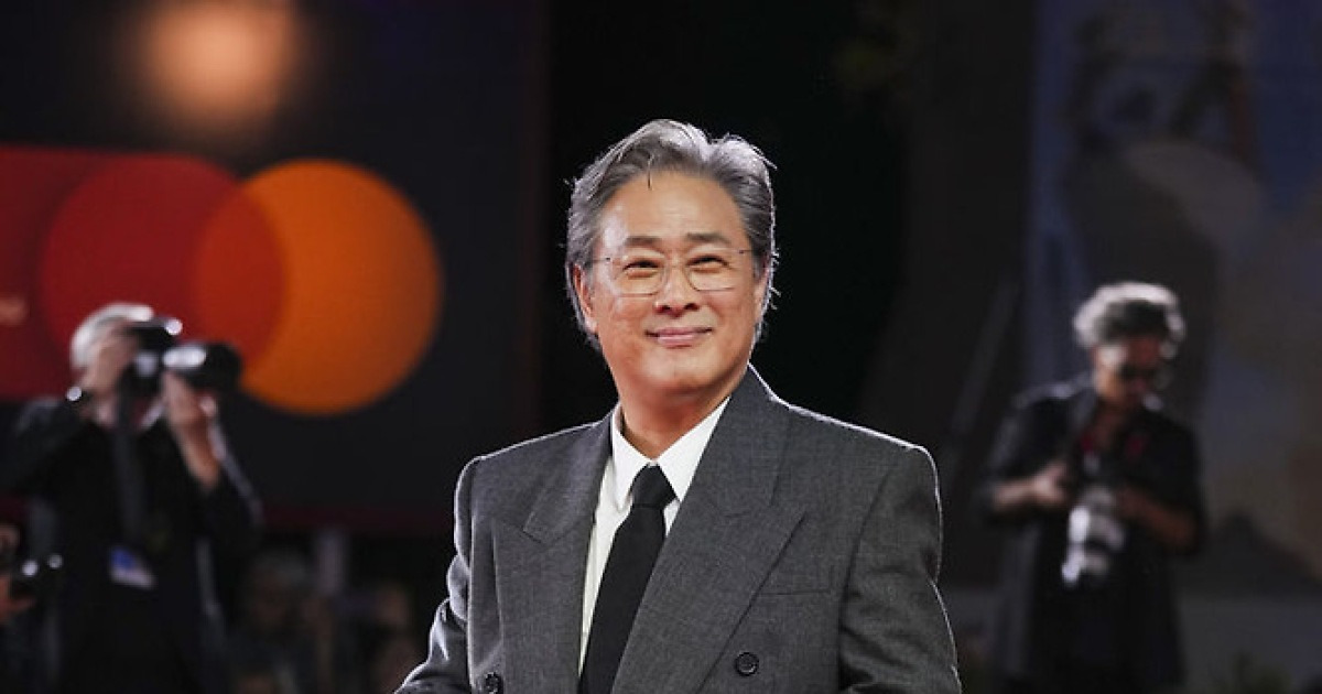 베네치아 끝낸 박찬욱 '어쩔수가없다' 이제 오스카 간다