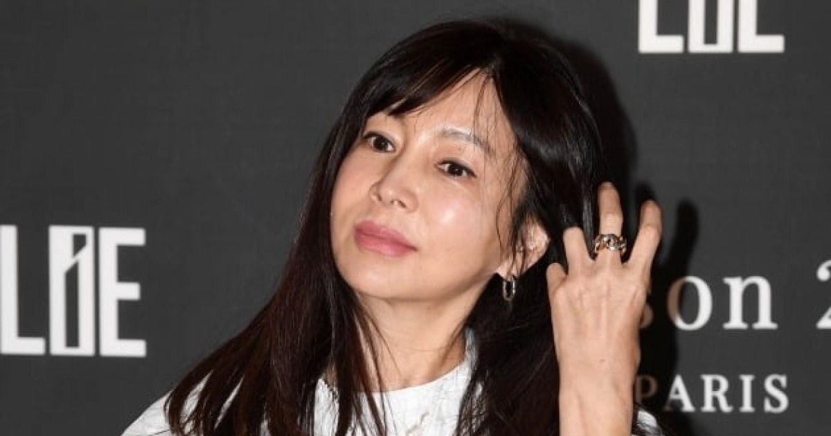 [종합] '62세 돌싱' 황신혜, 3혼에 입 열었다…"딸은 원해, ♥남친과 동거는 할 것" ('돌싱포맨')