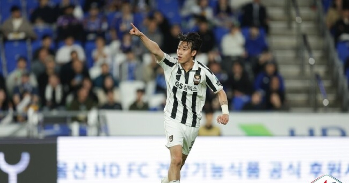 '송민규 1골 1도움‘ 김기동의 서울, 울산에 3-0 전반 종료...압도적인 경기력