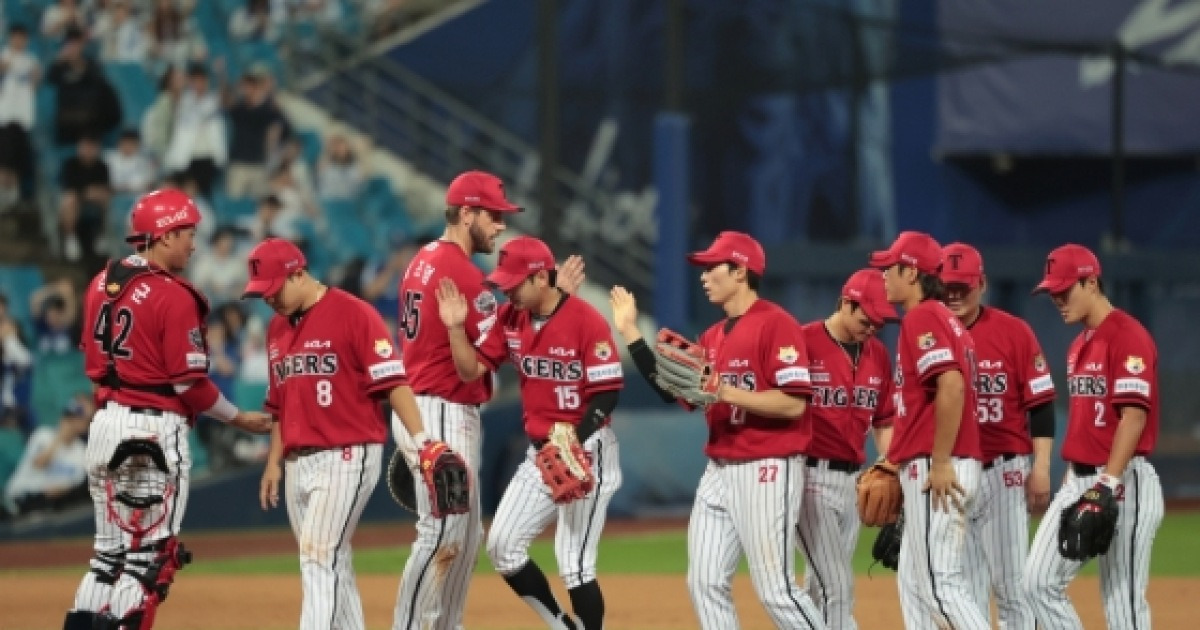 '충격' KIA 또 부상 이탈자 나오다니... 올해는 정말 무슨 수를 써도 쉽지 않다는 운명인가