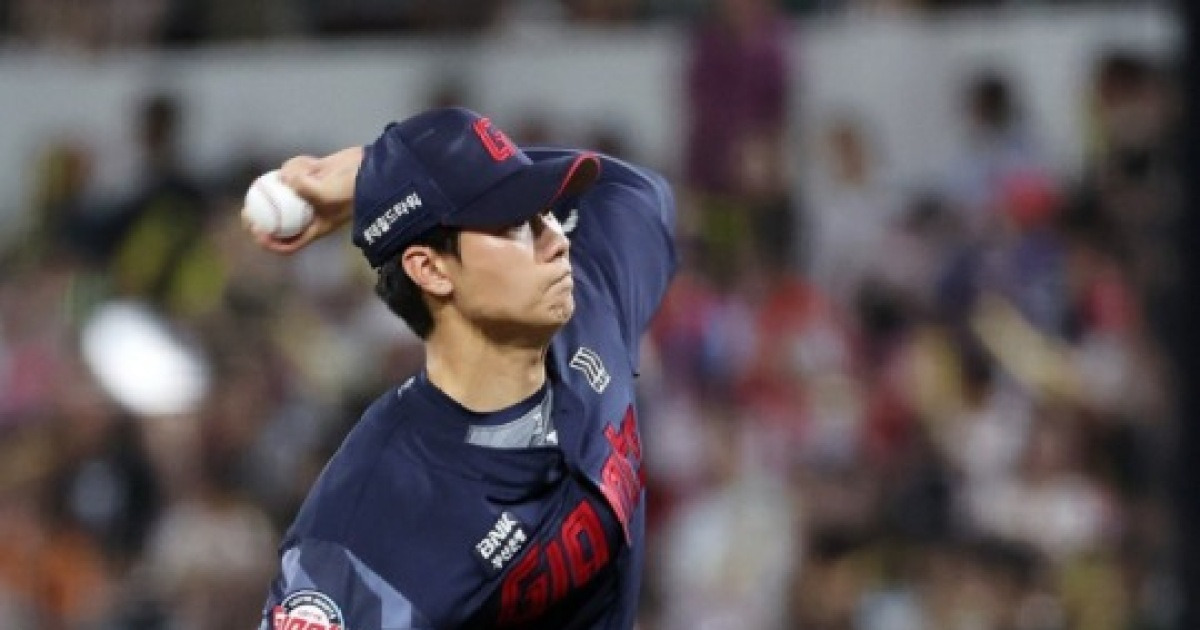 '1차 지명 아쉬움' 한화가 놓친 대전 토박이 홍민기...롯데서 156km 좌완 에이스로 성장