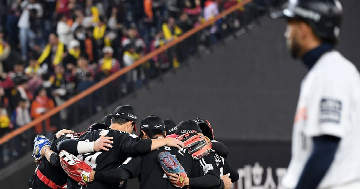 '압도적인 힘으로' → 야구의 '기본 논리' 무시한 LG의 불빠따 차력쇼
