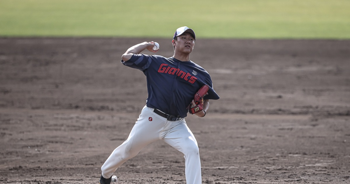 롯데가 선택한 2차 드래프트 투수들, 캠프에서는 김영준이 가장 앞섰다