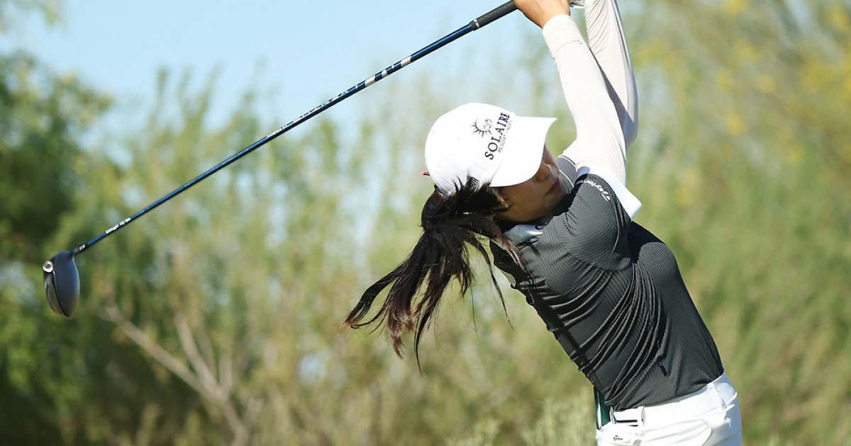 윤이나 ‘279야드 장타’로 만든 ‘이글 2개’ 67타…같은 조 제니 배는 ‘홀인원＋이글’ 66타