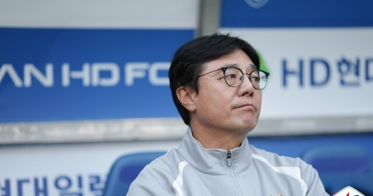 [BE.현장] 울산 4-1로 잡고도 웃지 못한 황선홍 감독, "허리 다친 마사가 걱정, 골절도 의심된다" 한