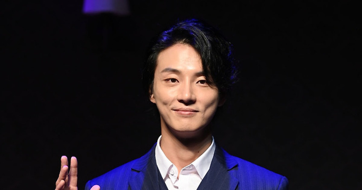 윤시윤, 결벽증 이유 고백 "단칸방 시절 공용화장실 써" (미우새)[종합]