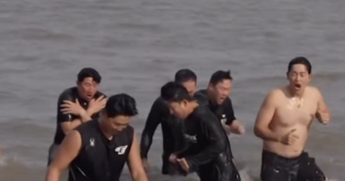 ‘이럴 수가’ 1년 전 겨울바다 입수 함께 했는데…절반이 방출, 팀 떠나다. 류현진은 절친 이별