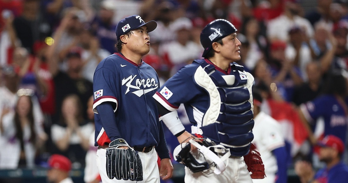 그야말로 '자연재해급' 타격…류현진이 장타 맞은 '땅바닥 커브', 알고 보니 '2023·2026 WBC 가장 낮