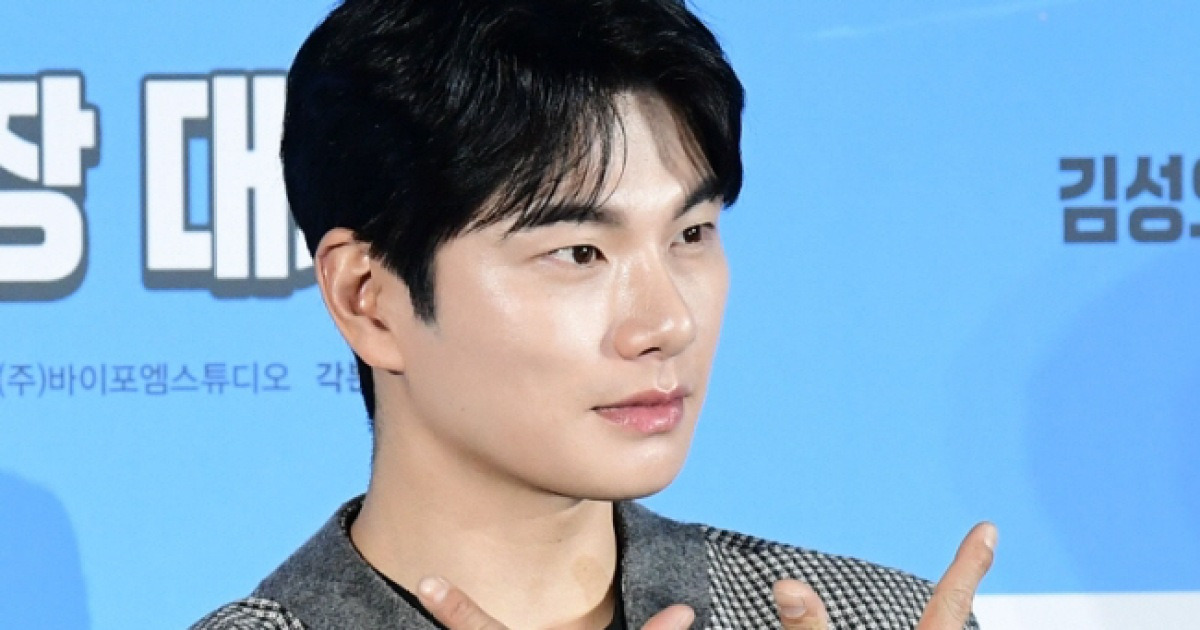 ‘온라인 폭로글 확산’ 이이경, 고정 스케줄 변동 無…방송가 상황 예의주시[SC이슈]