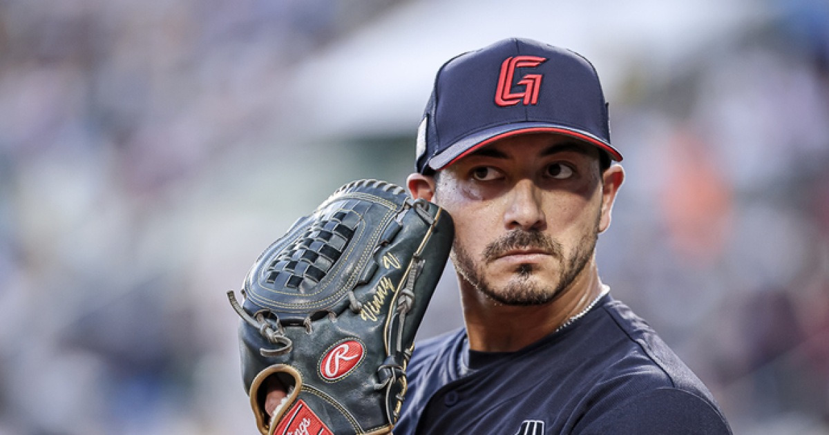 정녕 이 선수가 롯데 ‘도약’ 위한 ‘히든카드’? 오히려 ‘前 외인’ 데이비슨보다 ‘밋밋’