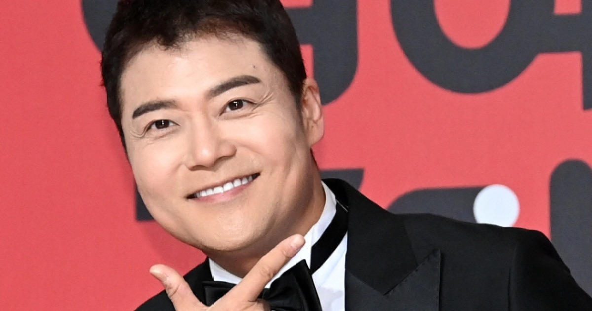 전현무, '고정만 14개' 열일에 탈났다...과로 걱정 "좀 쉬세요" ('전현무계획2')