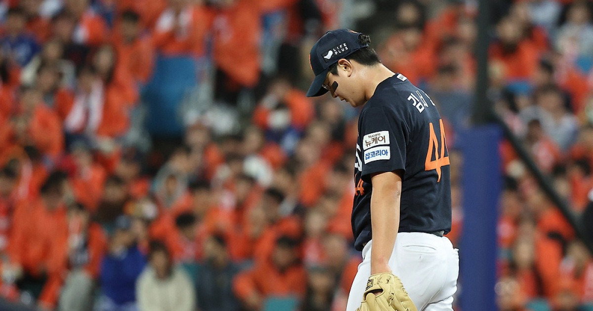 자충수된 김경문의 '믿음 야구', 자신감만 더 떨어진 김서현