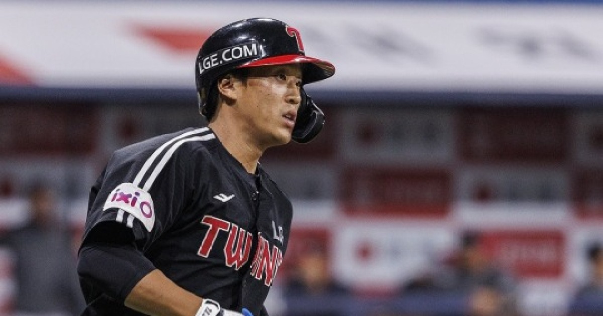 '견제사 실수로 1군 문 닫혀' 송찬의, LG 육성 실패 사례로...기본기 부족이 치명타